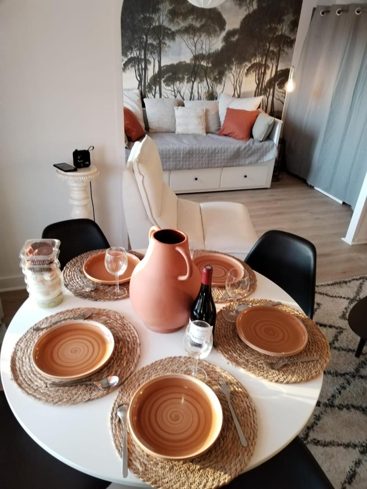 Massilia Calling Appartement Marseille Proche Metro Climatise Bien Decore Екстер'єр фото